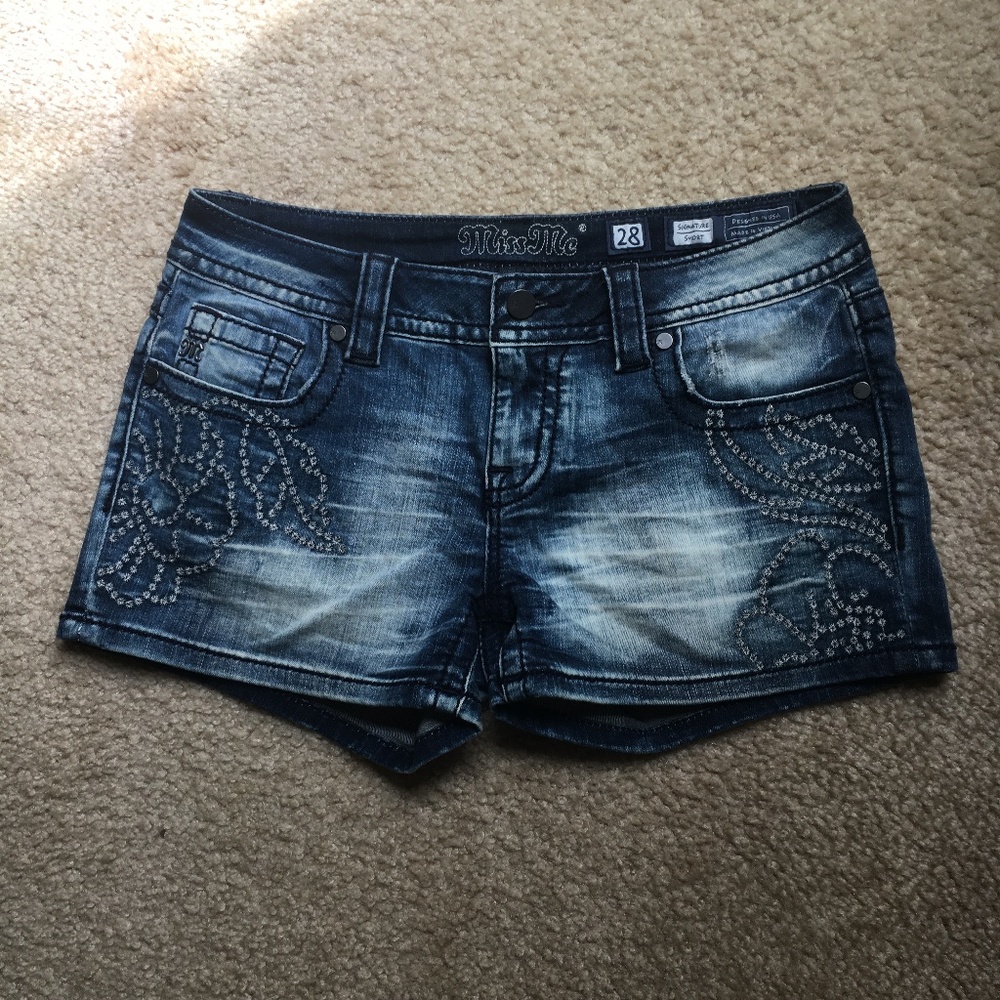 Miss Me Signature Stretch Short